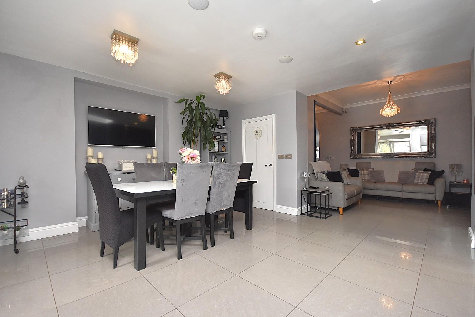 24 Kent Street, Cardiff, CF11 7DL